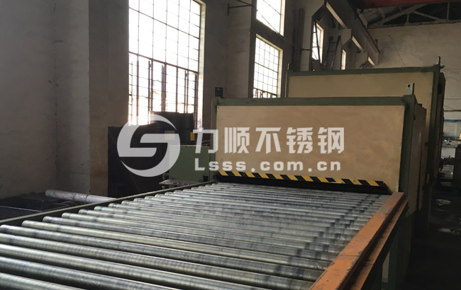 油磨拉丝抛光加工车间 - 开云手机在线登录官网_开云(中国)